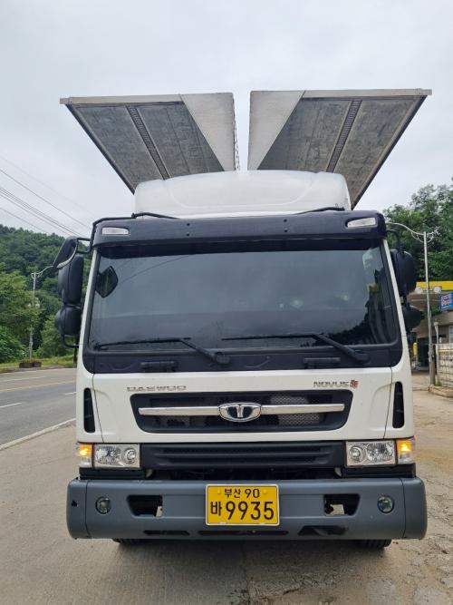 한국상용8.5 톤트럭